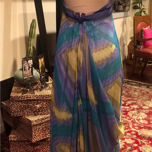 Beautiful colors for an evening or afternoon event - Picture 6 of 6